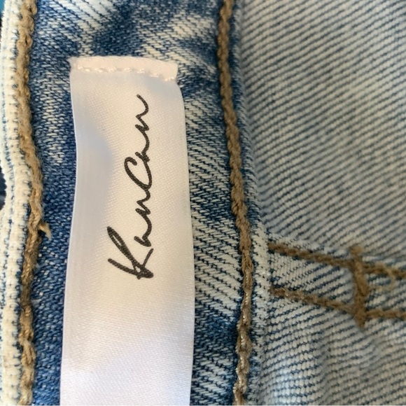 KanCan Jr “Gentle with Me” Light Blue Distressed Jeans size 9/28 - Picture 5 of 7